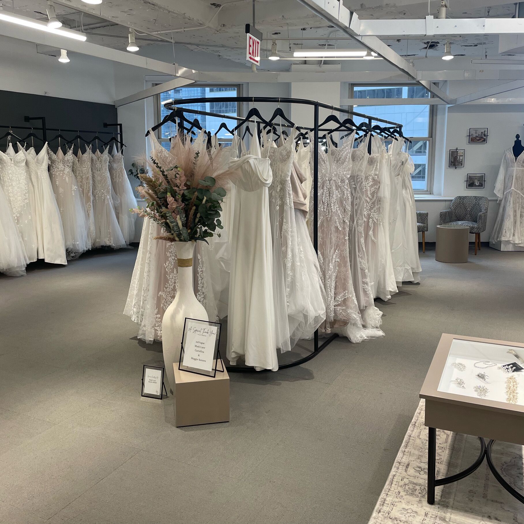 Oval Free Standing Dress Rack